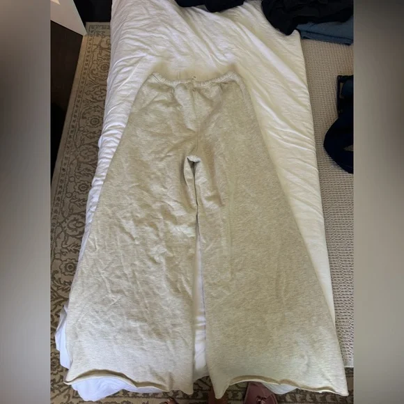 FP Movement “For The Win” Wide Leg Sweats – Oatmeal Heather – Size M - Picture 5 of 6